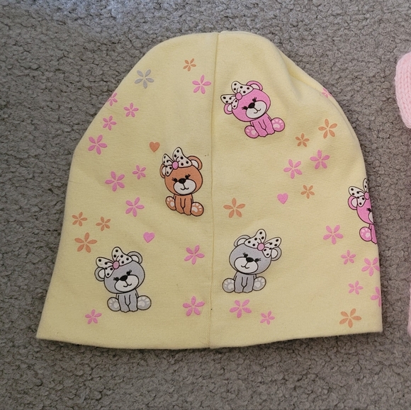 Toddler girls 18-24M Lot of 2 Hats Knit Beanie w/cat ears, Light Yellow stretchy - Picture 6 of 9